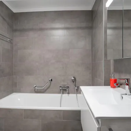 Διαμέρισμα Loctowers A4-9-2 By Interhome *